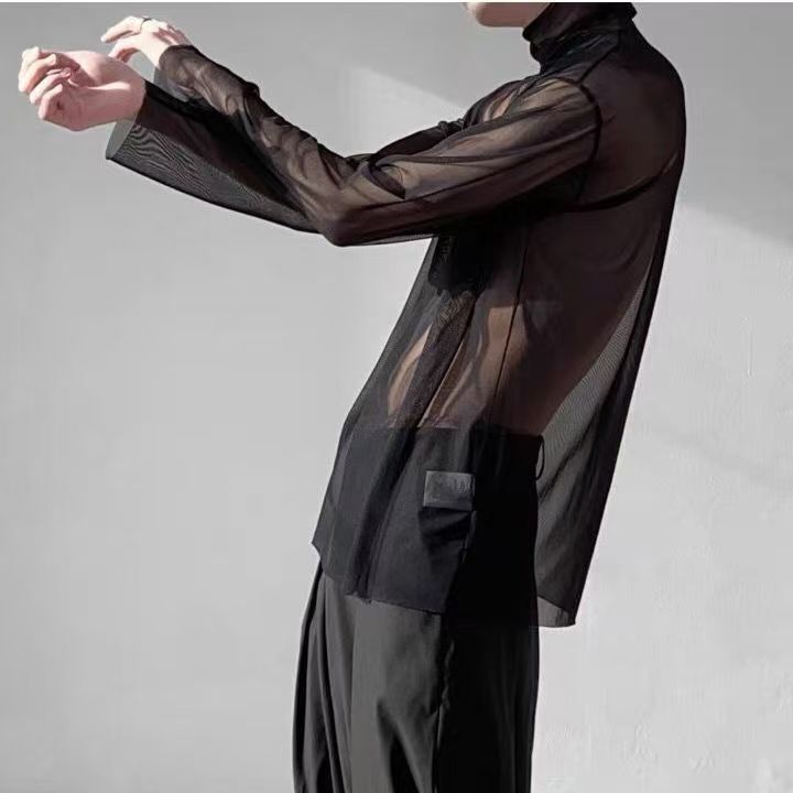 long-sleeve t-shirt